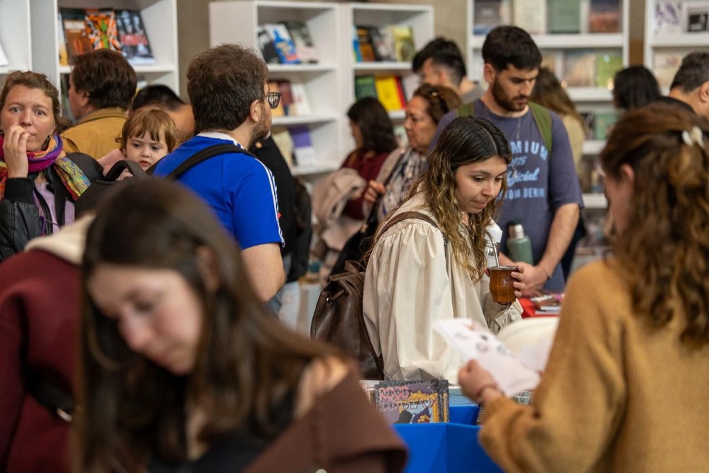 M&aacute;s de 60 mil personas visitaron la 32&ordf; edici&oacute;n de la Feria del Libro Santa Fe