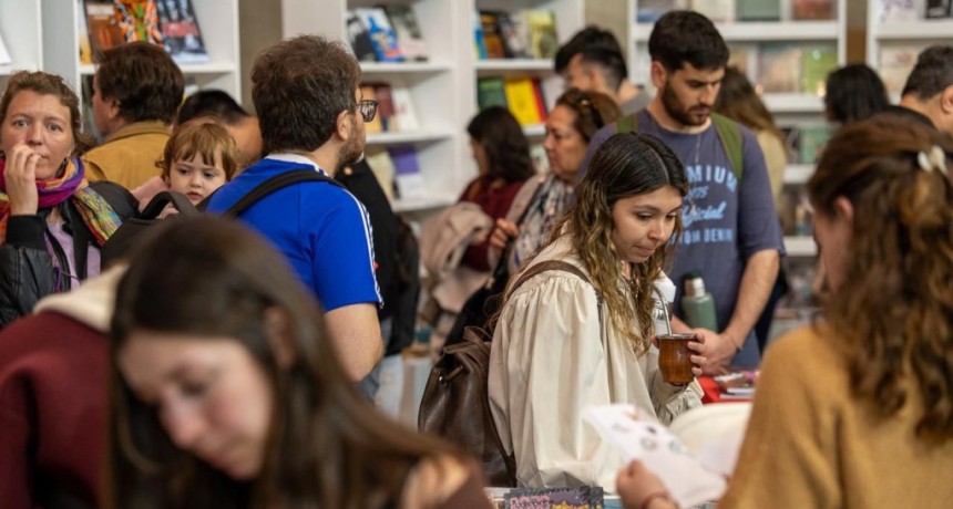 M&aacute;s de 60 mil personas visitaron la 32&ordf; edici&oacute;n de la Feria del Libro Santa Fe
