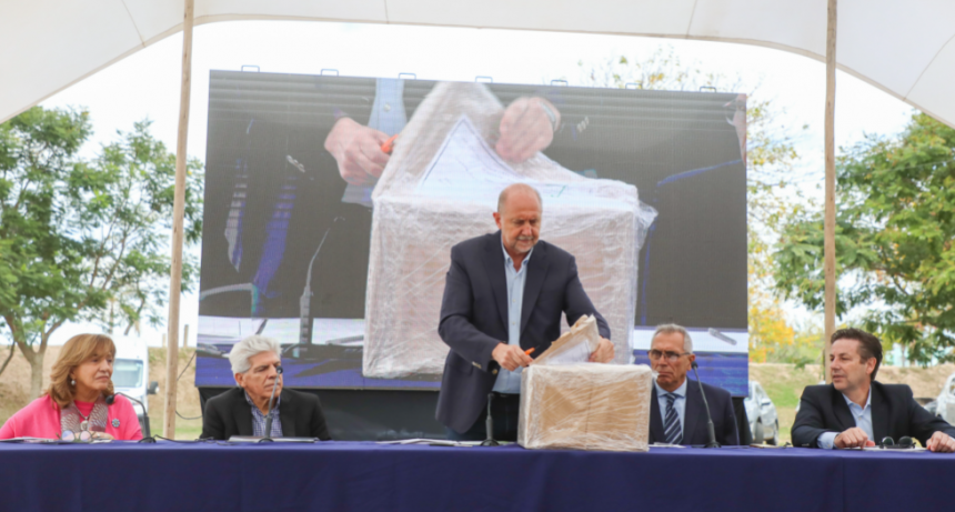 El gobierno provincial adjudic&oacute; la construcci&oacute;n de las obras de defensa y nueva costanera de San Javier