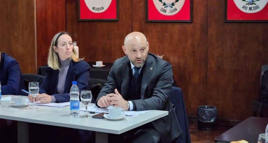 Puccini: &ldquo;Que la licitaci&oacute;n de la Hidrov&iacute;a sea el punto de partida para un desarrollo federal productivo&rdquo;