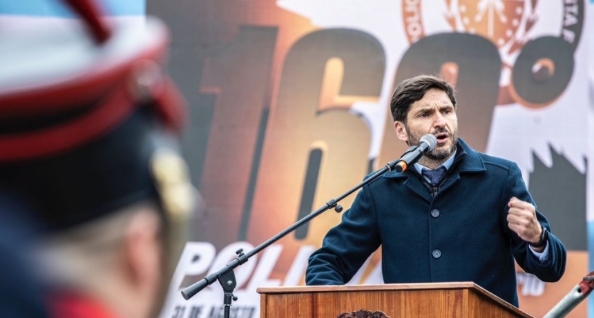 Pullaro: &ldquo;Es heroico lo que hizo la Polic&iacute;a en estos nueves meses&rdquo;