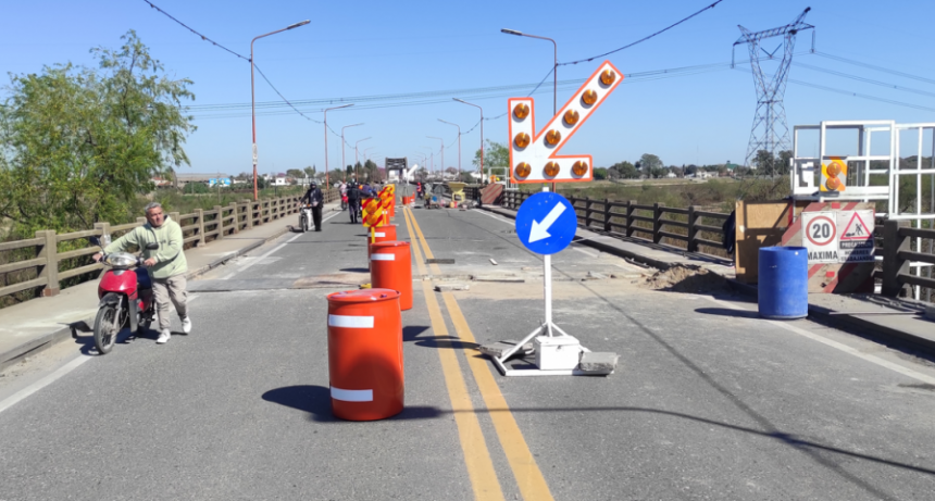 Se mantiene la restricci&oacute;n en el Puente Carretero por el fraguado de las m&eacute;nsulas