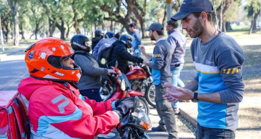 Seguridad vial: el 70 % de los motociclistas que fallecen en accidentes no usaba casco