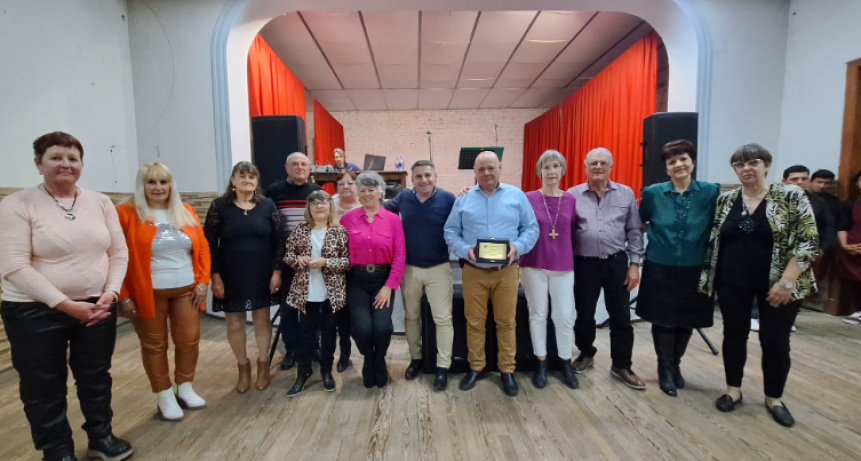 El Presidente Comunal reconoci&oacute; al Dr. Jorge Eichner por sus 25 a&ntilde;os de servicio en el SAMCo de San Agust&iacute;n