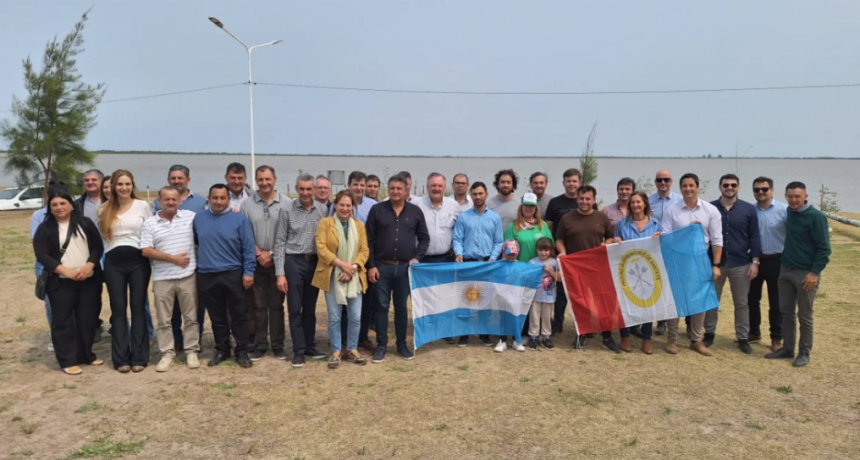 Distintas &aacute;reas del Gobierno de la Provincia mantuvieron una jornada de trabajo en Laguna La Verde: &ldquo;Un tesoro escondido&rdquo;