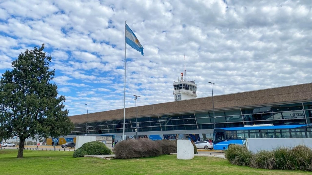 Agosto récord en vuelos: la provincia de Santa Fe lidera la conectividad sin pasar por Buenos Aires 