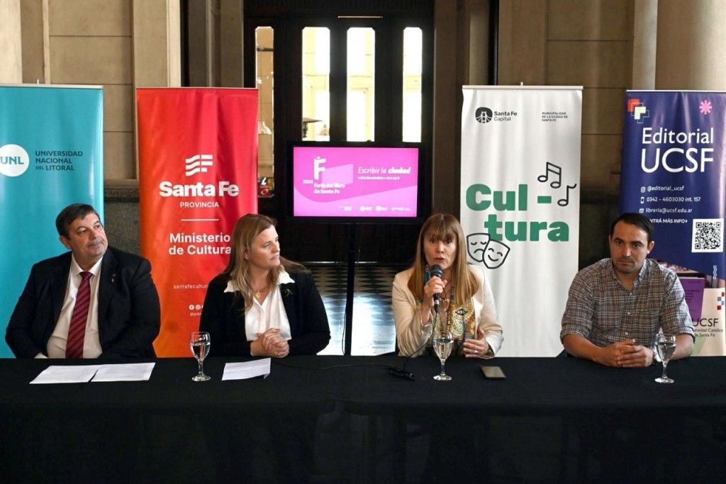 Rueda: “Es imprescindible que el Estado siga apoyando la cultura y al libro”