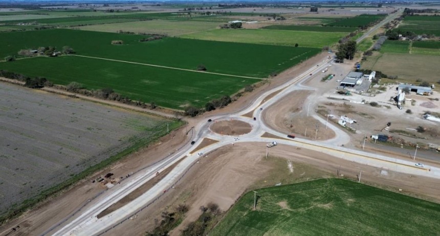 El Gobierno Provincial construye dos nuevas rotondas para mejorar la seguridad vial en la Ruta 4