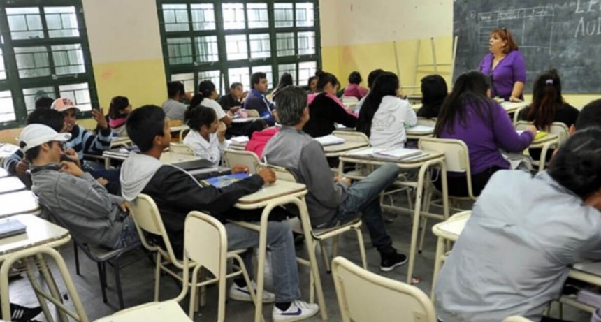 Asistencia Perfecta: casi 60 mil docentes, directivos, secretarios, preceptores y asistentes escolares cobrar&aacute;n este martes el incentivo mensual de agosto