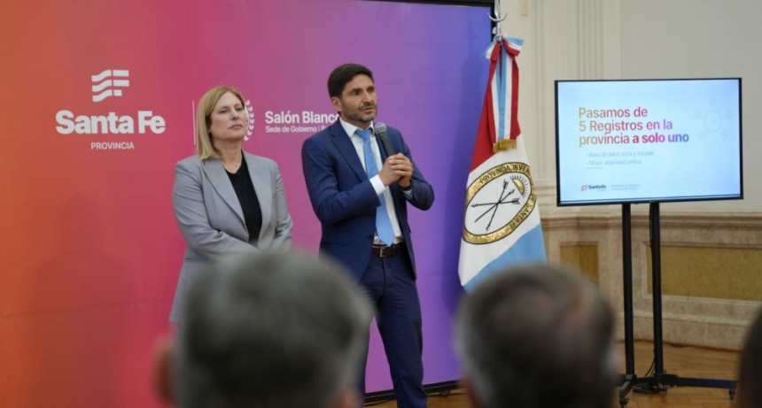 Pullaro: &ldquo;Tenemos que devolver a la sociedad santafesina un Estado cercano y que pueda dar respuestas&rdquo;