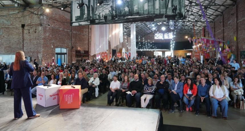 M&aacute;s de 300 emprendedores de la provincia se reunieron para generar mayores oportunidades 