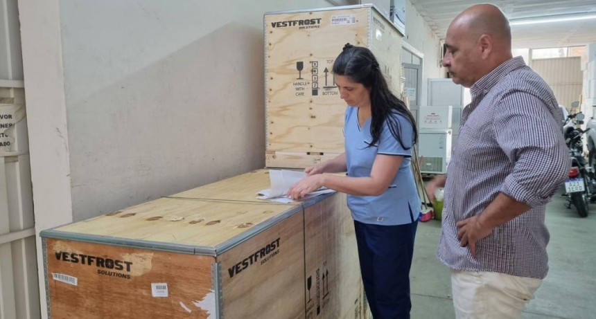 Vacunas: Salud distribuye equipos para garantizar la cadena de fr&iacute;o en toda la provincia