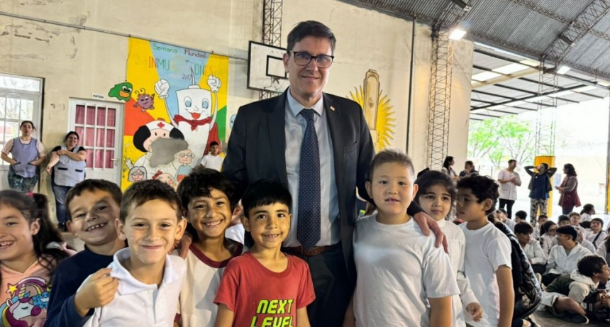 Educaci&oacute;n: entregan m&aacute;s de $ 40 millones a escuelas del departamento San Justo