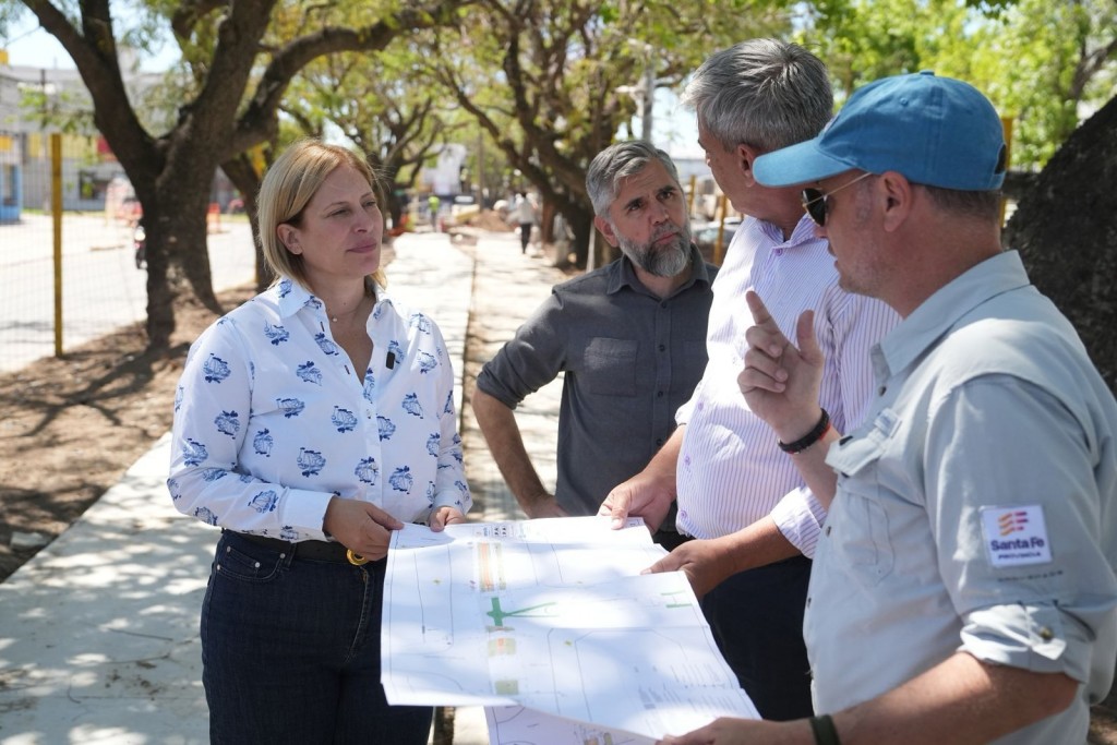 Scaglia recorrió la obra de Aristóbulo del Valle: “Reactivará toda esta zona comercial a cielo abierto y embellecerá la ciudad”