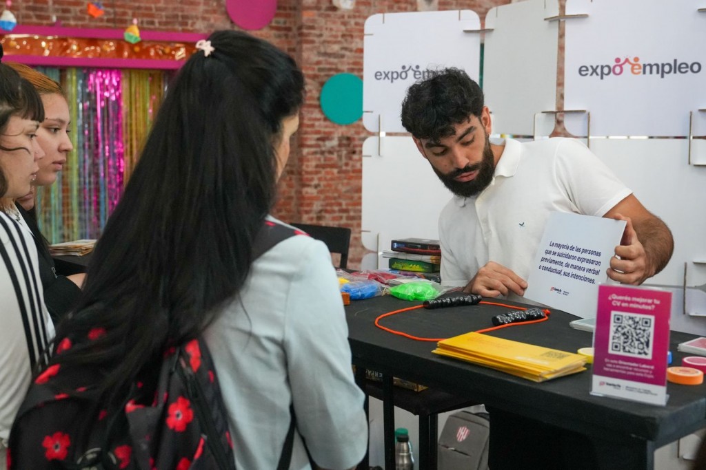 La segunda edición de Expo Empleo Santa Fe conectó a más de 5.000 personas con 140 empresas líderes