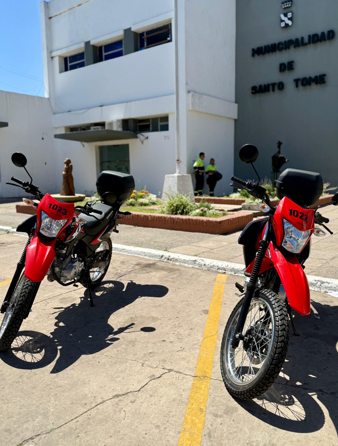 Santo Tomé: la Municipalidad incorporó nuevas motos para fortalecer el trabajo de los Inspectores de Tránsito