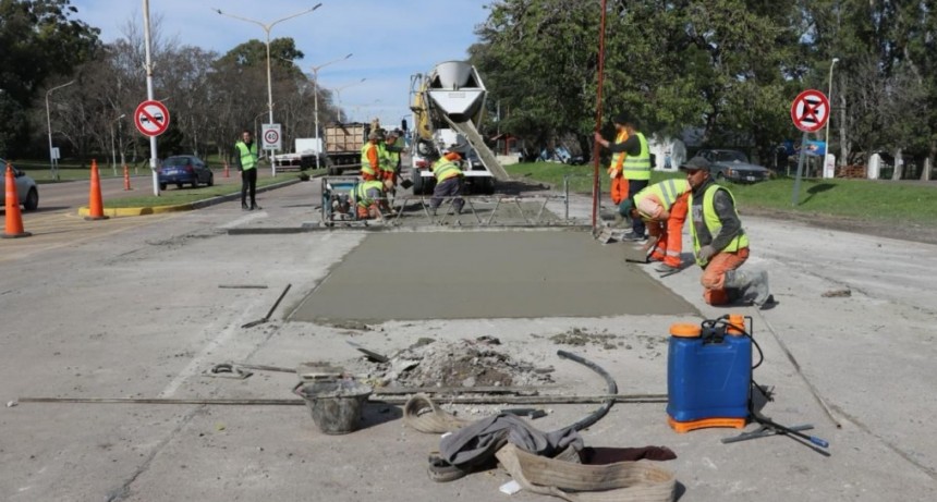 Avanza la obra de bacheo que Santa Fe y Entre R&iacute;os llevan adelante en los accesos al T&uacute;nel Subfluvial