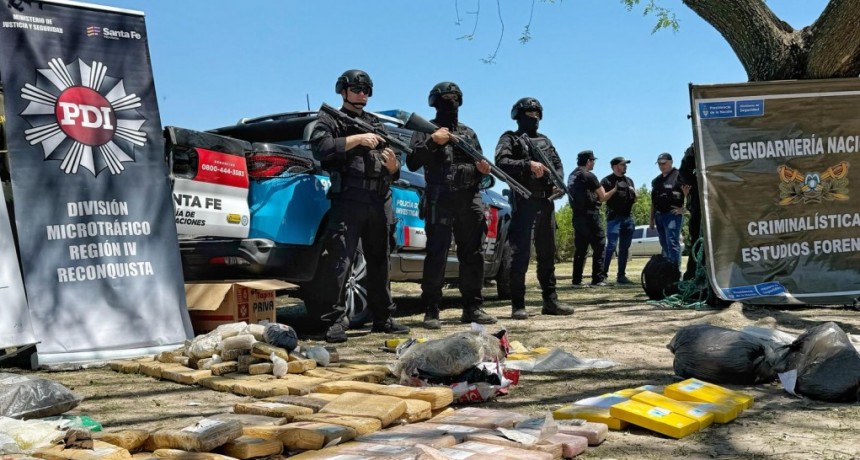 A los narcos se les puede ganar: Pullaro y Scaglia participaron de una hist&oacute;rica quema de drogas en el norte provincial