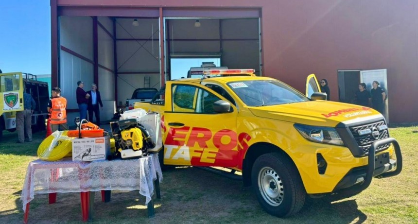 Cuatro localidades suman nuevas camionetas para combatir incendios y proteger la biodiversidad