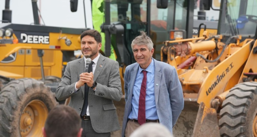 Pullaro: &ldquo;En Santa Fe tenemos el plan de obra p&uacute;blica m&aacute;s ambicioso del pa&iacute;s y con una mirada productiva&rdquo; 