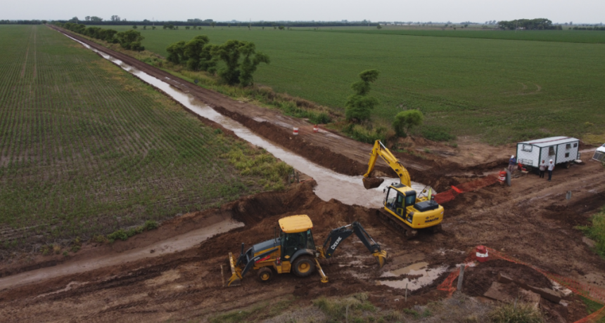 La Provincia licita las obras de readecuaci&oacute;n del canal interlagos en el departamento Vera