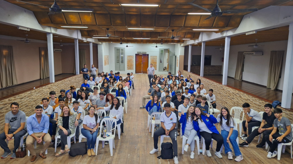 La Comuna de San Agustín reconoció a la Dra. Fernanda Pagura por su compromiso con la igualdad y la educación