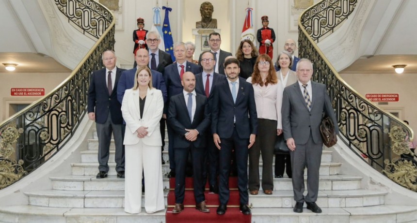 Pullaro: &ldquo;Queremos ser la primera provincia exportadora de la Argentina&rdquo;