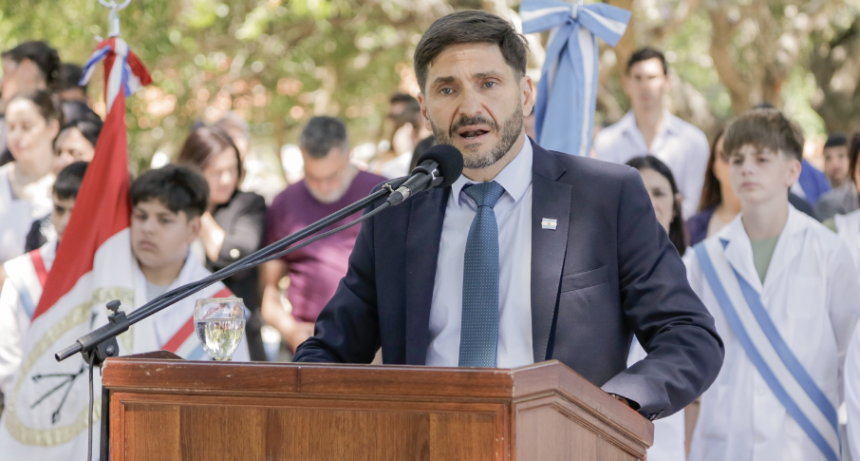 Pullaro: &ldquo;La provincia invencible de Santa Fe ser&aacute; la capital del interior y el motor que empuje a la Argentina&rdquo;