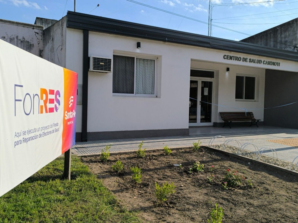 Provincia renovó el Centro de Salud de la Comuna de Candioti