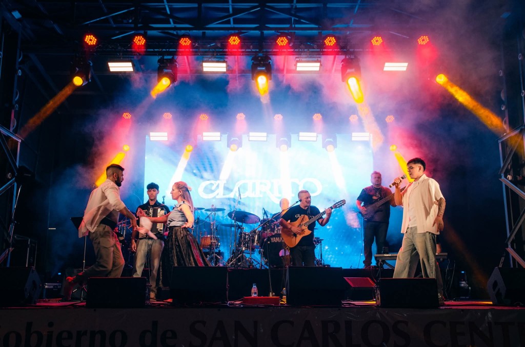 Clarito y el ascenso de una carrera que pisa fuerte en la música argentina