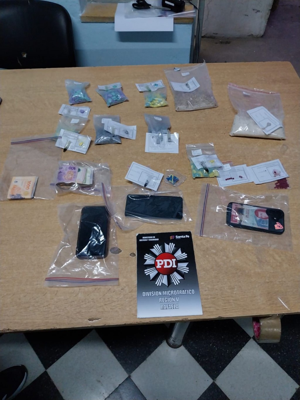 Rafaela: la PDI detuvo a un hombre con más de 500 dosis de éxtasis y ketamina en un control vial