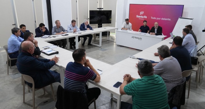 Provincia trabaja junto frigor&iacute;ficos pesqueros para cuidar la actividad