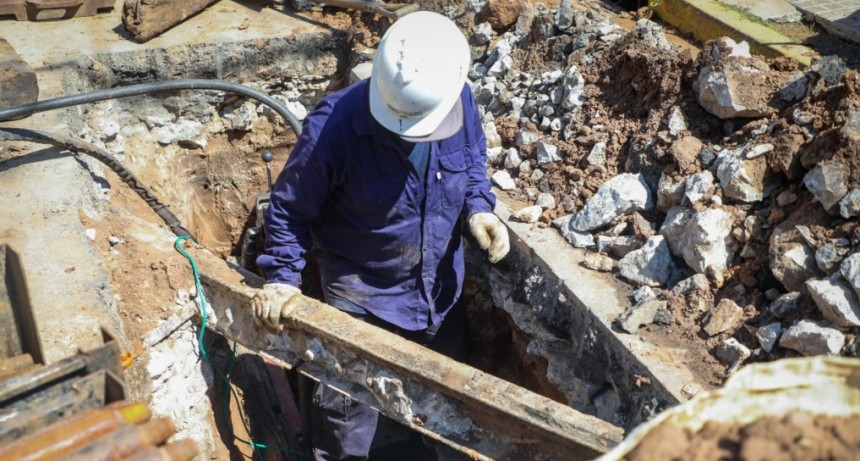 Aguas Santafesinas redujo 44 % los reclamos pendientes y bajó en un 72 % el tiempo de resolución