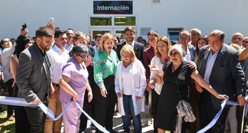 Pullaro: “Nos enorgullece tener el mejor servicio de salud de toda la República Argentina”
