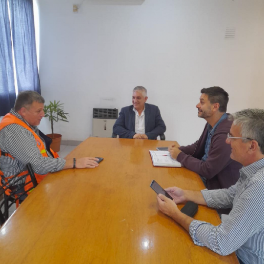 Sauce Viejo: Papaleo recibi&oacute; a personal de Defensa Civil de la Provincia