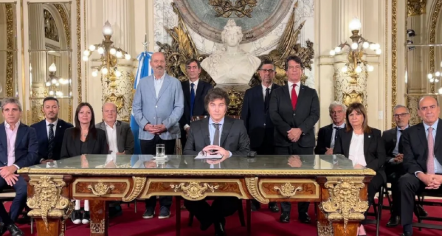 Una por una, las 30 medidas que anunció Milei antes de sacar el DNU