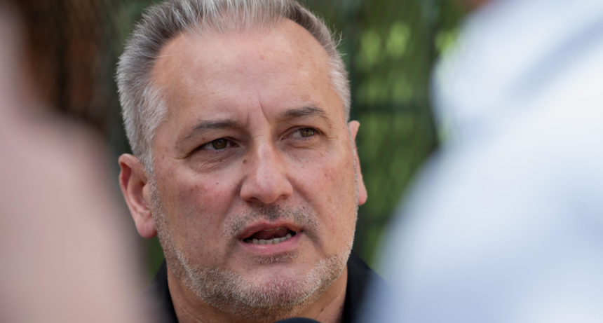 Lewandowski: "Quieren poner a un costado al Congreso para gobernar por decreto y con la suma del poder p&uacute;blico"