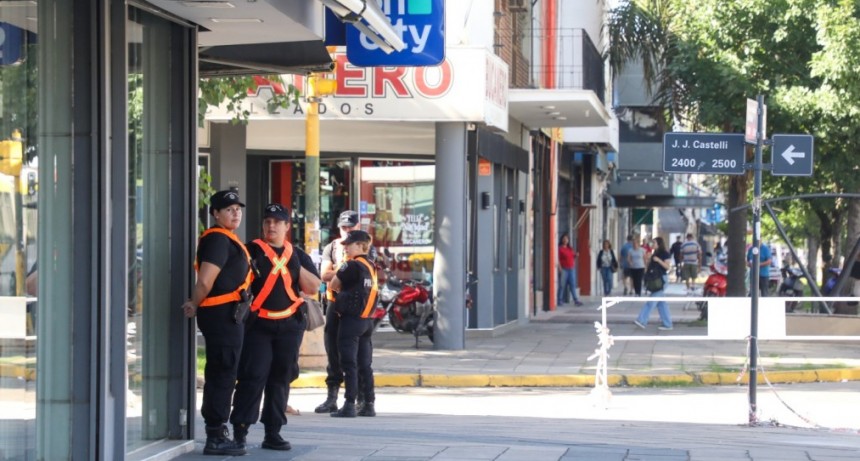 Compras de fin de a&ntilde;o: refuerzan la seguridad en las principales arterias comerciales de la ciudad de Santa Fe