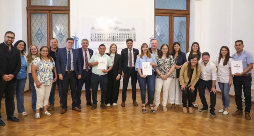 Michlig particip&oacute; de la firma de convenios para construir otras 4 nuevas aulas en el Departamento San Crist&oacute;bal