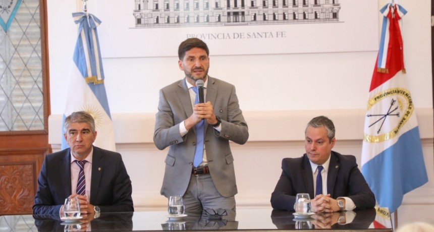 Pullaro: &ldquo;Nuestro compromiso es poner a Santa Fe en lo m&aacute;s alto en materia de pol&iacute;ticas de transparencia&rdquo;