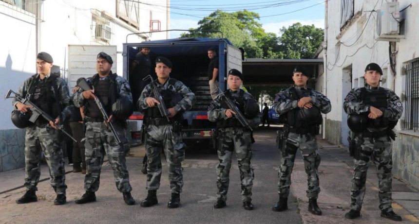 Provincia entreg&oacute; m&aacute;s de 2.200 armas para su destrucci&oacute;n