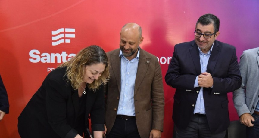 Assal firm&oacute; un convenio con Senasa para unificar est&aacute;ndares sanitarios de frigor&iacute;ficos provinciales