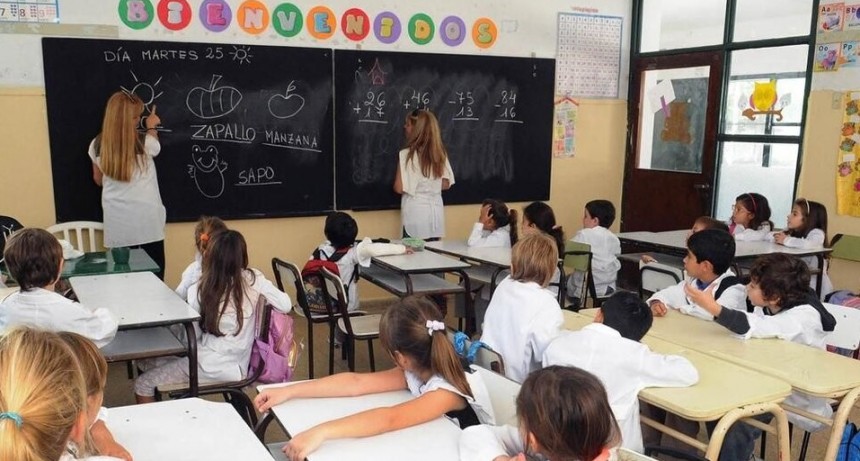 Asistencia Perfecta: más de 64 mil docentes, directivos, secretarios, preceptores y asistentes escolares cobrarán el incentivo mensual de noviembre